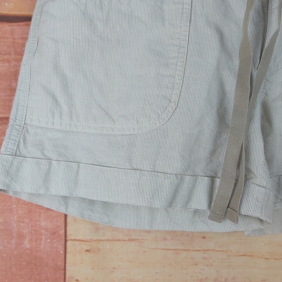 🍄3/50$🍄 NORTH FACE shorts size 4 - Picture 3 of 9